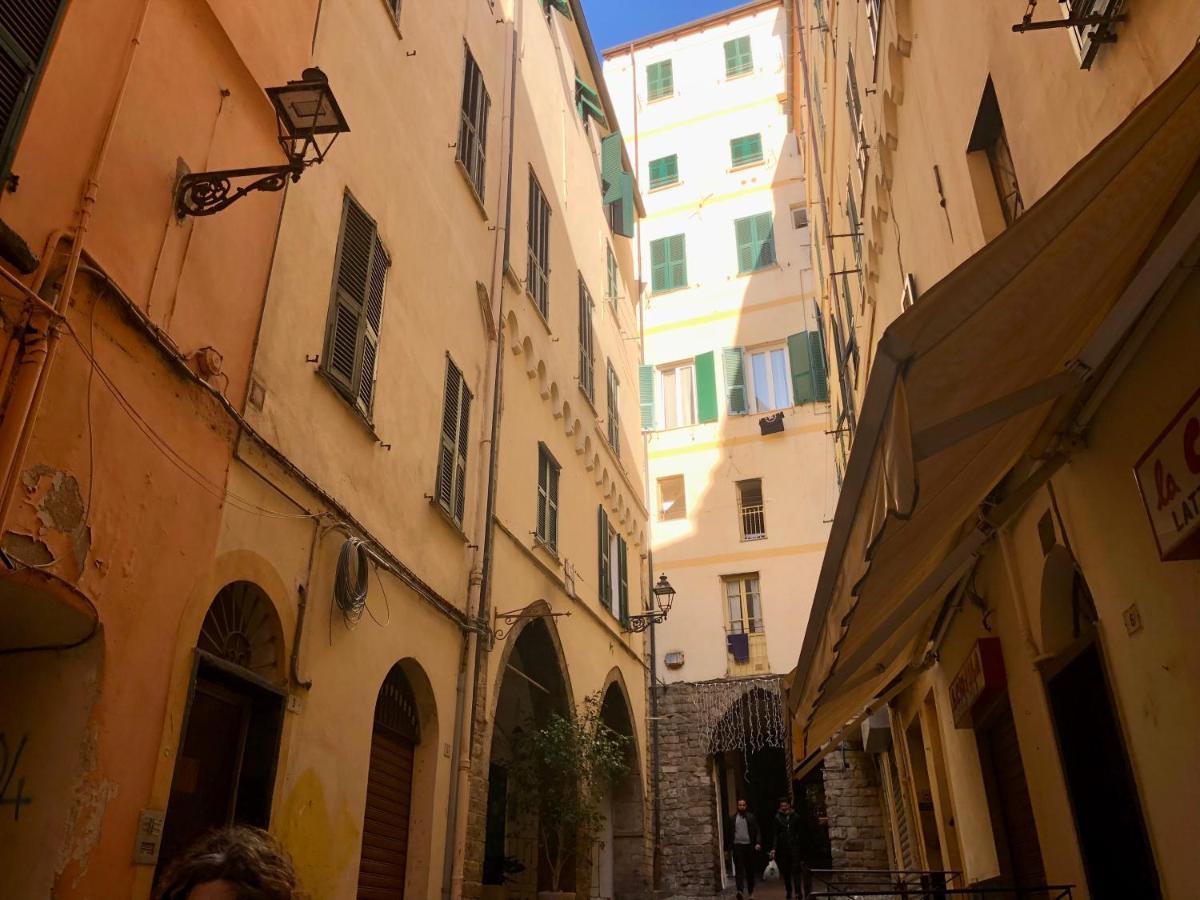 Appartamento Ai Piedi Della Pigna Sanremo Exterior foto
